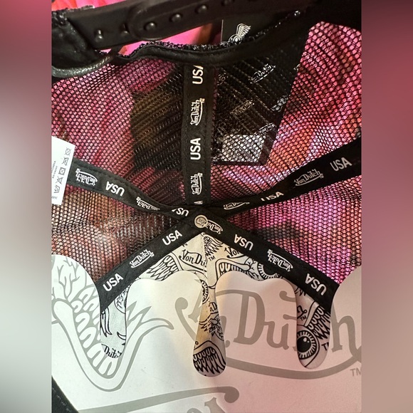 Von Dutch Animal Print Trucker Hat - Picture 7 of 12